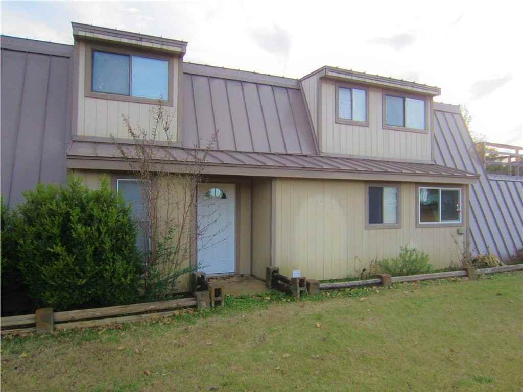 206 Solar Way - Photo 2 of 19