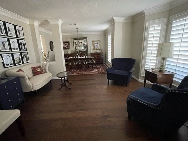 1620 Mountain Laurel Dr - Photo 2 of 26