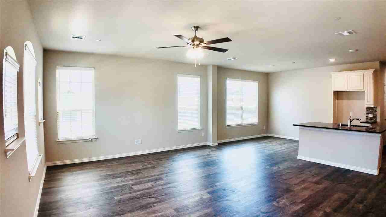 3316 Solana Cir - Photo 3 of 3
