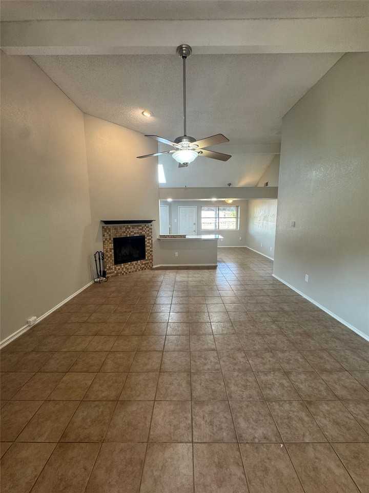 1120 Highpoint Rd - Photo 3 of 22