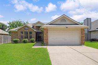 810 Castleview Dr - Photo 1 of 1