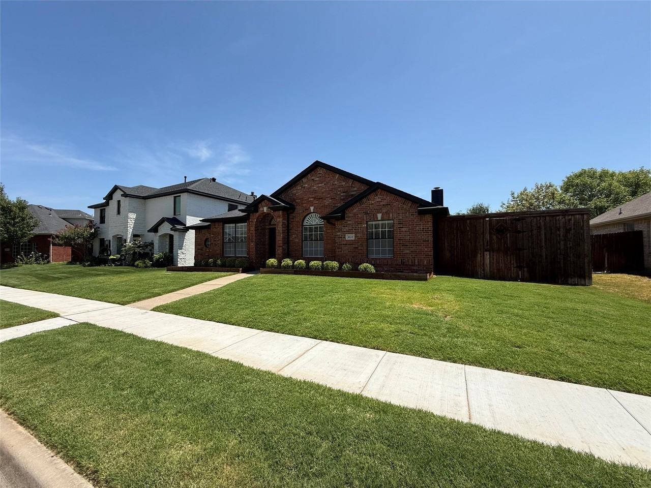 6624 Morningdale Ln - Photo 3 of 22