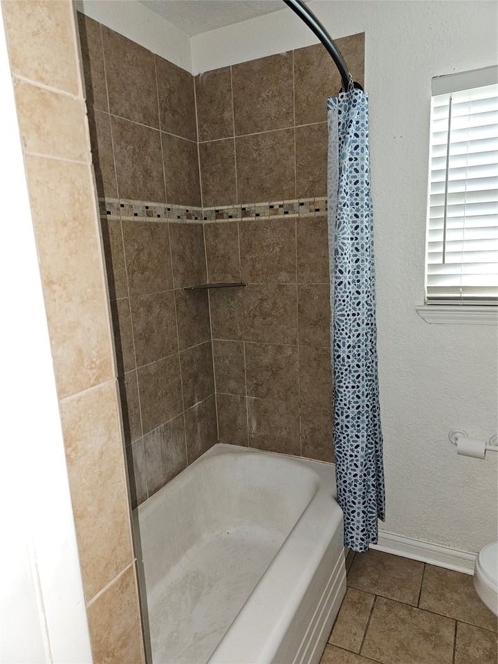 3208 Brown Trl - Photo 7 of 12