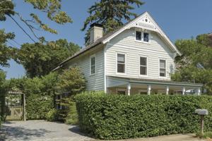 featured image of 17 Latham St