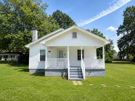 featured image of 406 Somers Ave
