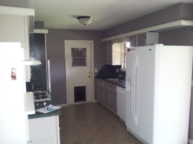 3512 Mockingbird Ln - Photo 5 of 8