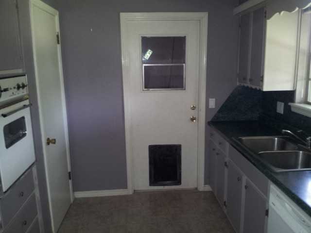3512 Mockingbird Ln - Photo 7 of 8