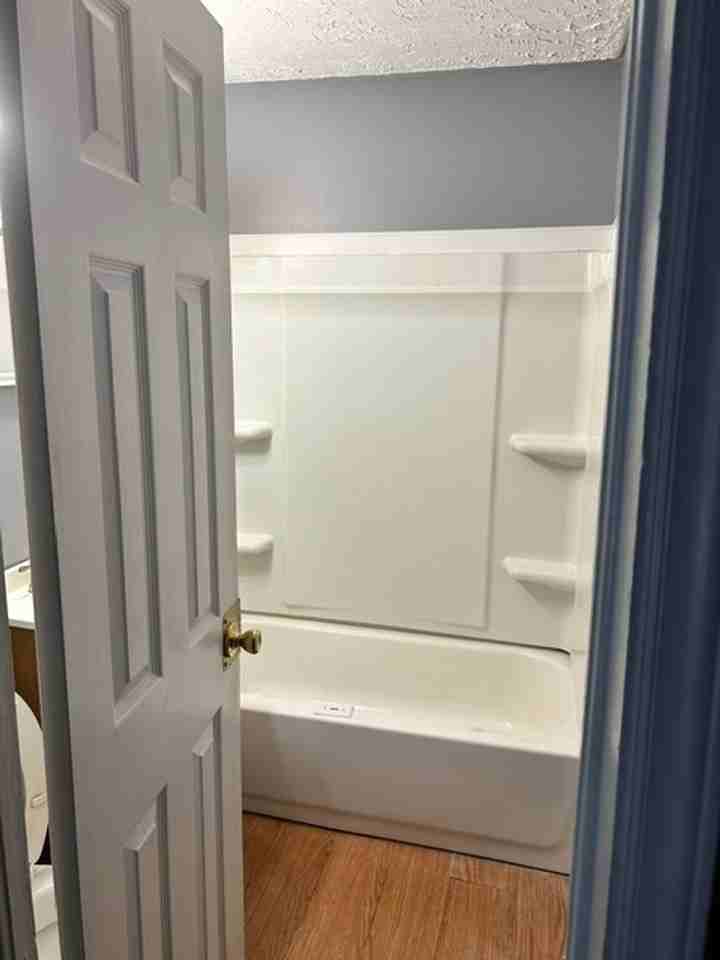 121 Coker St - Photo 2 of 7