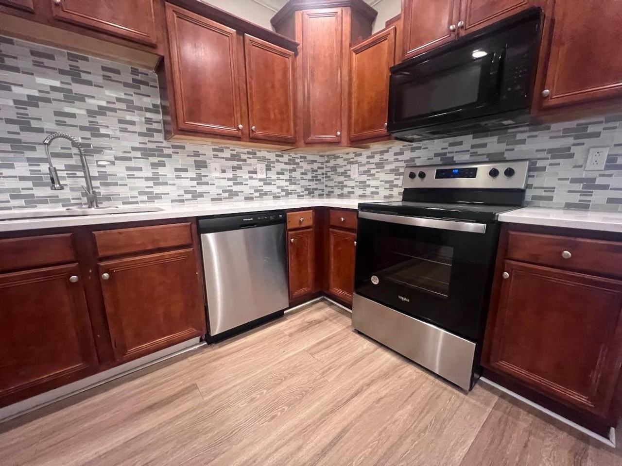 2736 Haligan Pt - Photo 3 of 11