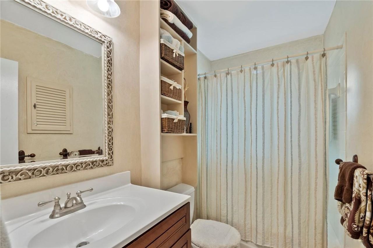 16220 Sw 88th Avenue Rd - Photo 3 of 32
