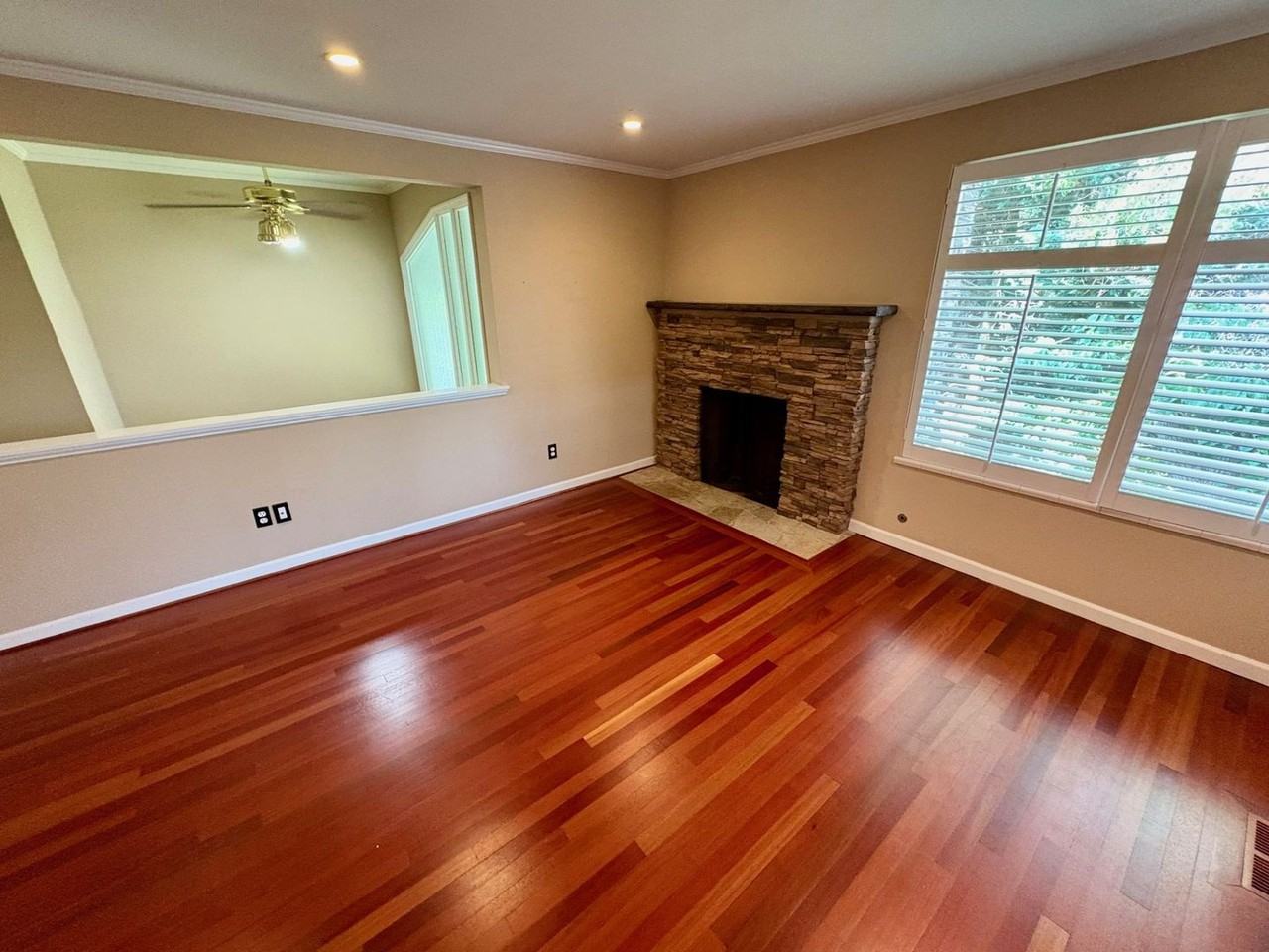 4212 30th Ave W - Photo 5 of 19