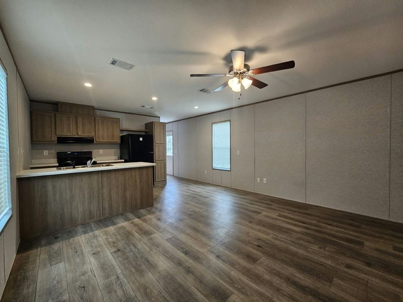 509 Lehigh Ct #2094 - Photo 2 of 12