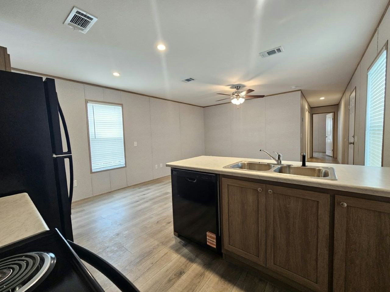 509 Lehigh Ct #2094 - Photo 4 of 12