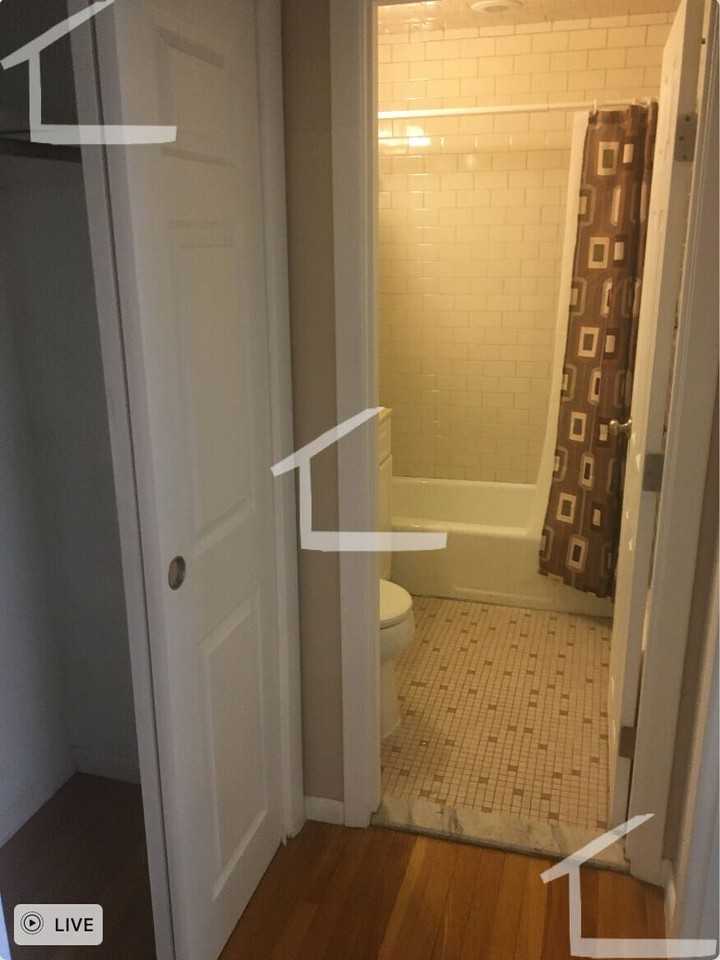 360 Market St - Photo 5 of 6