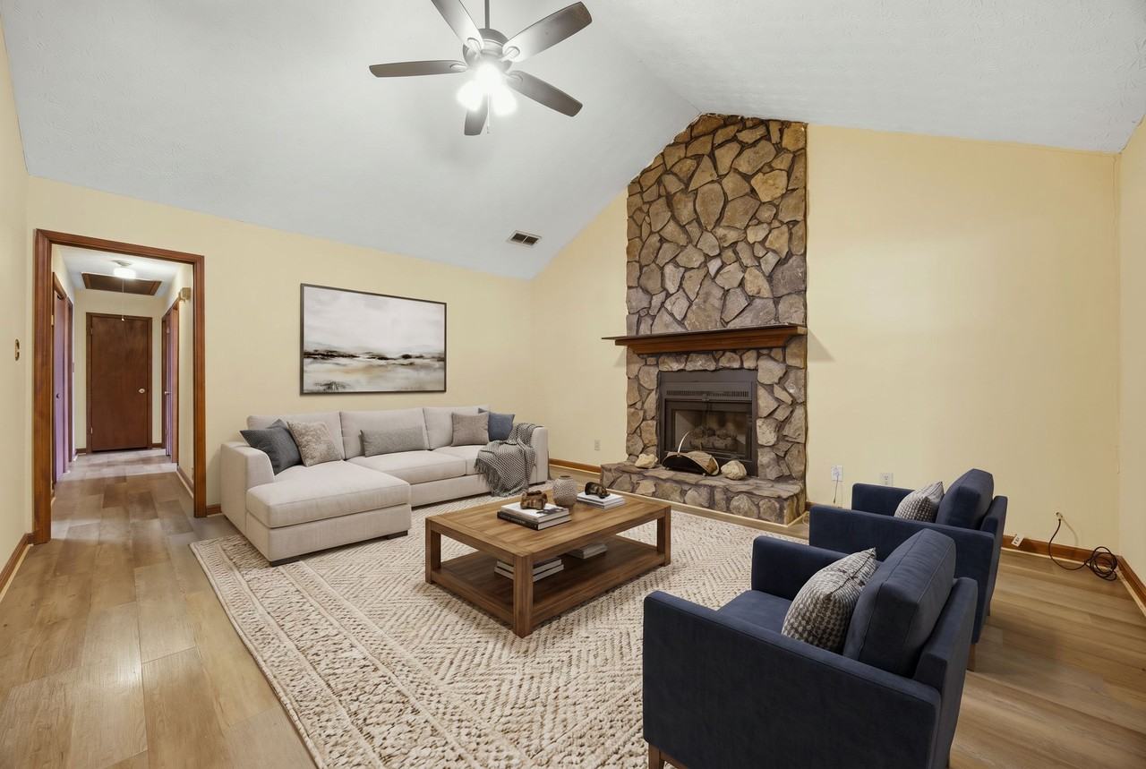 1701 Rose Garden Ln #1 - Photo 3 of 28