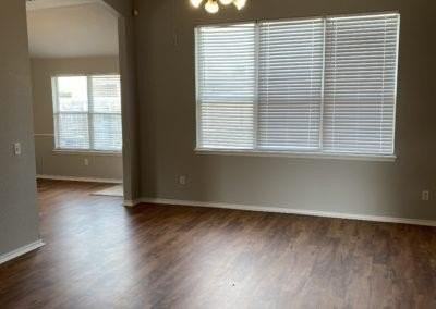 16413 Otter Dr - Photo 2 of 11