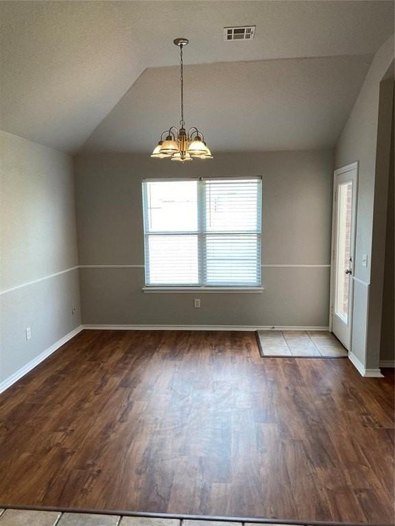 16413 Otter Dr - Photo 3 of 11