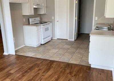 16413 Otter Dr - Photo 4 of 11