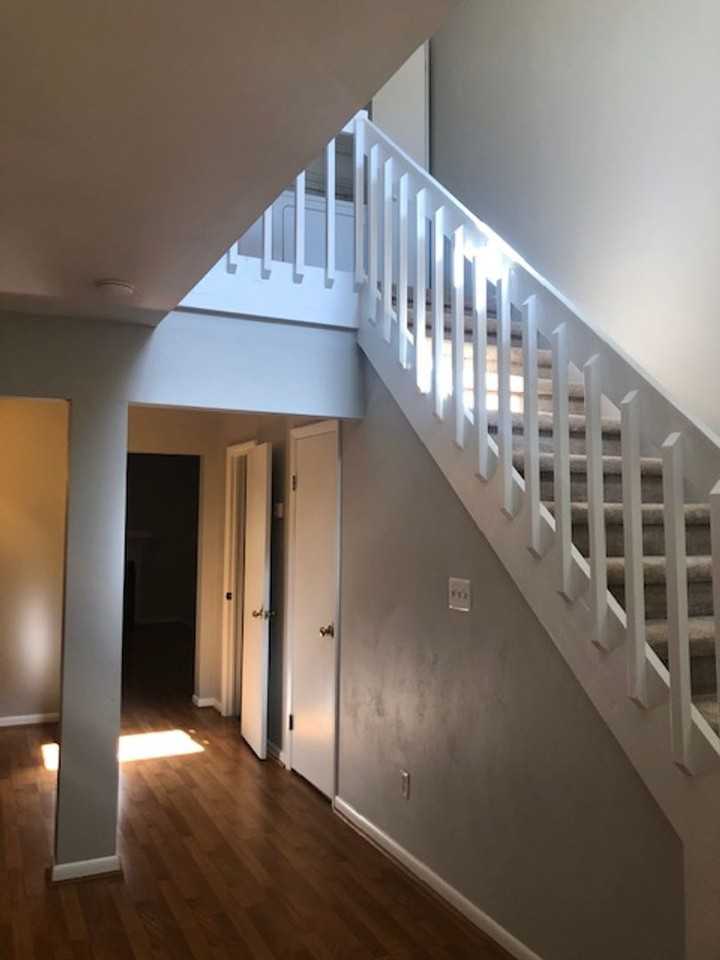 2312 Merl Cir - Photo 5 of 34