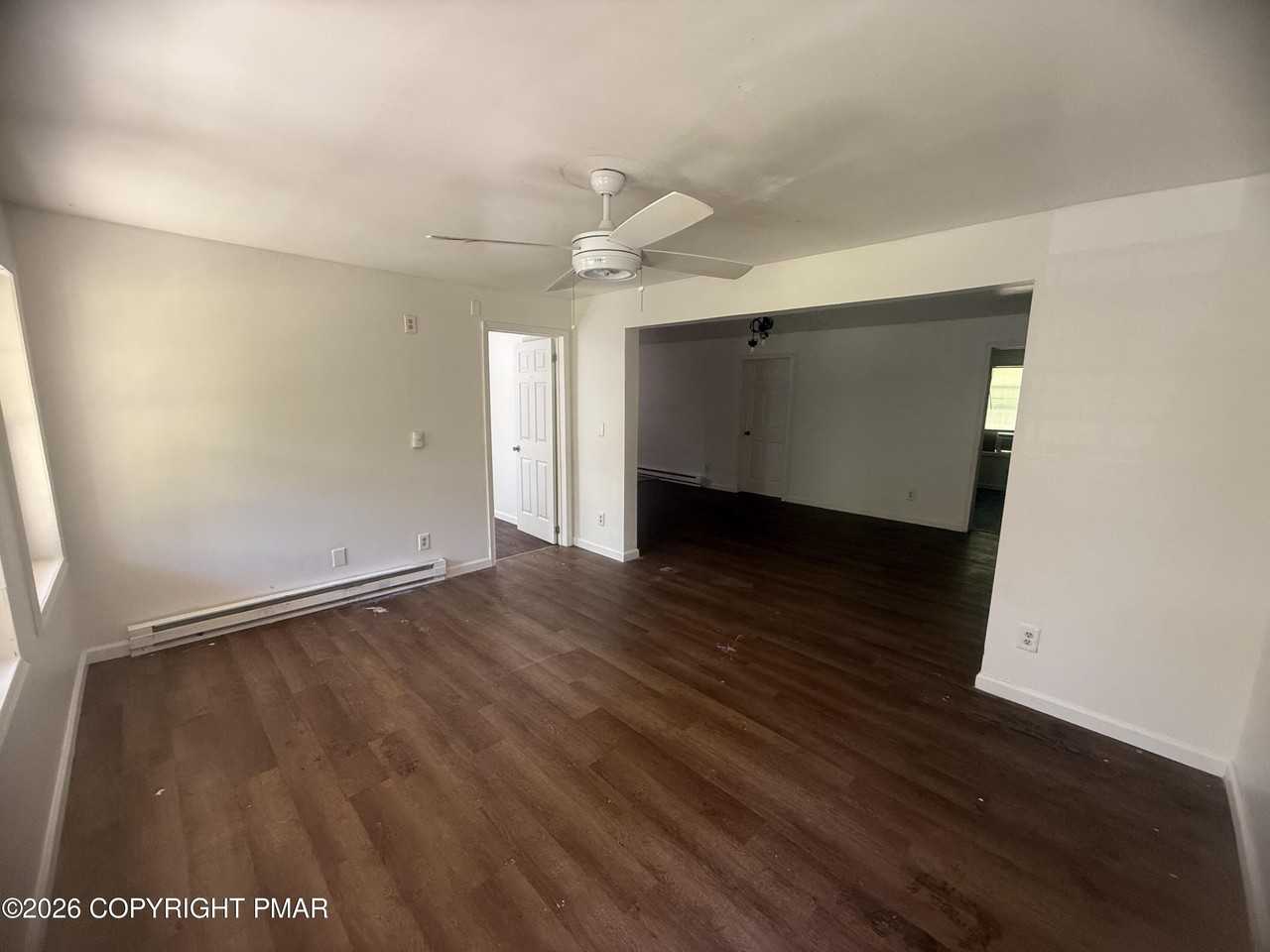 2186 Spring Dr - Photo 7 of 39