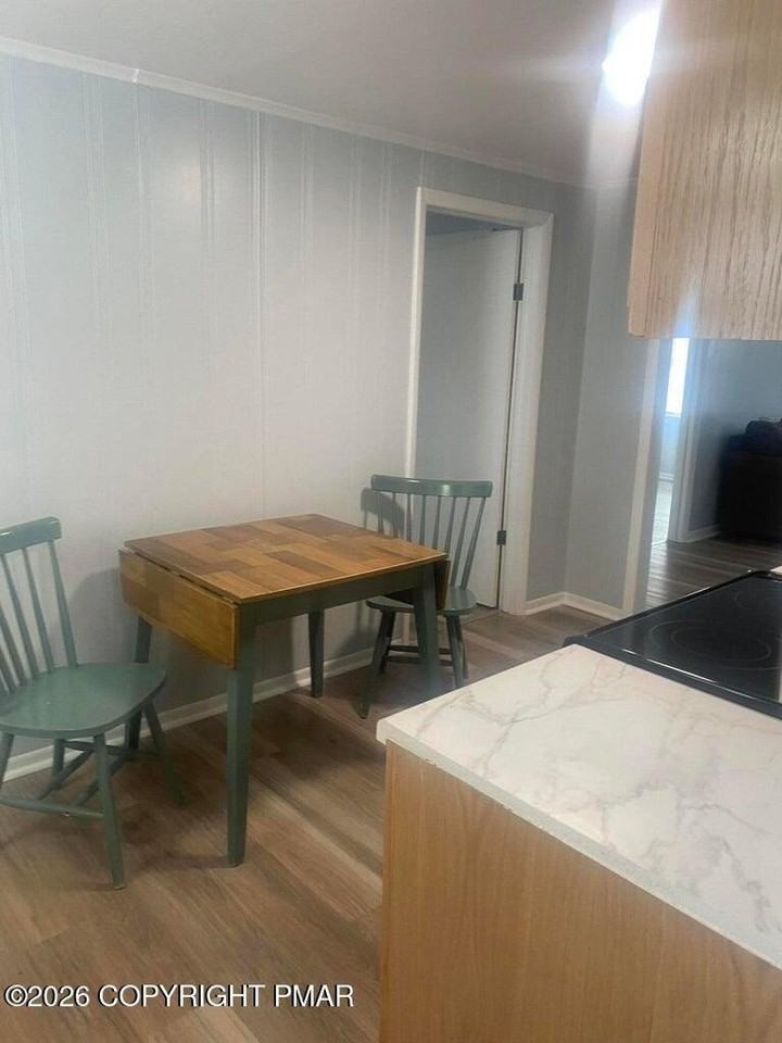 230 Mckinley Ave - Photo 2 of 13