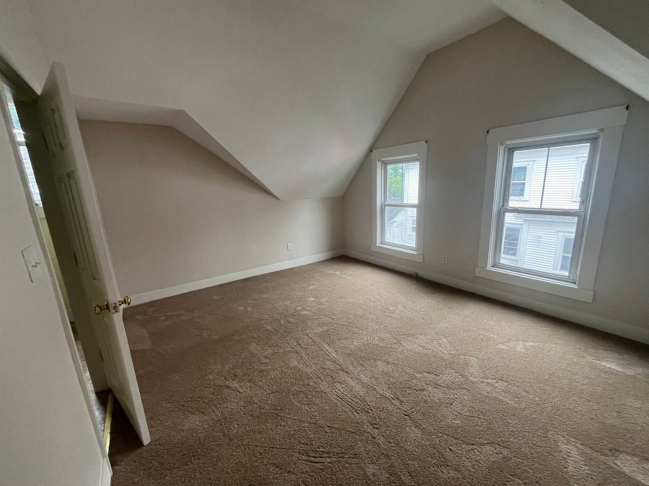 31 Oak St #2 - Photo 7 of 16