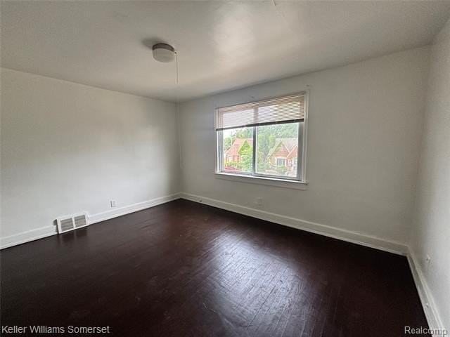 15785 Pinehurst St - Photo 2 of 9