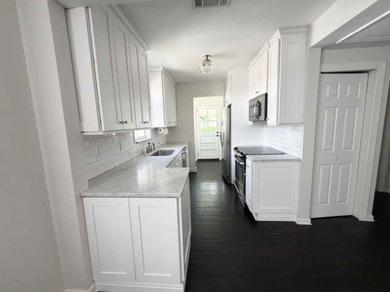 4743 Kerle St - Photo 5 of 22