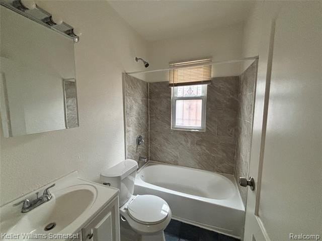 15785 Pinehurst lower level Street - Photo 6 of 8