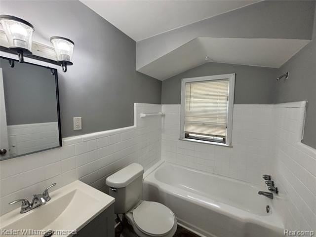 16898 Lilac St - Photo 3 of 9