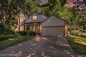 featured image of 2931 Wisconsin Rd