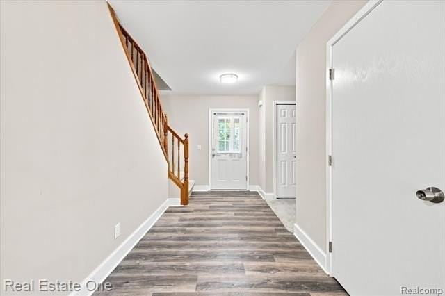 2931 Wisconsin Rd - Photo 5 of 41