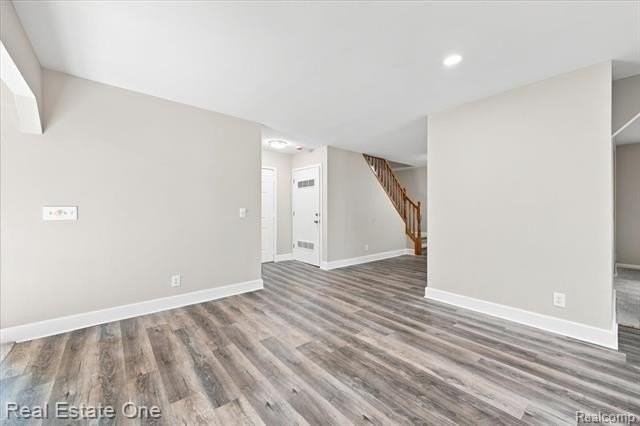 2931 Wisconsin Rd - Photo 6 of 41