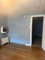 featured image of 929 N 3rd St