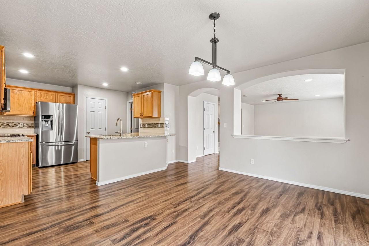 3614 E Hand Cart Ln - Photo 3 of 21