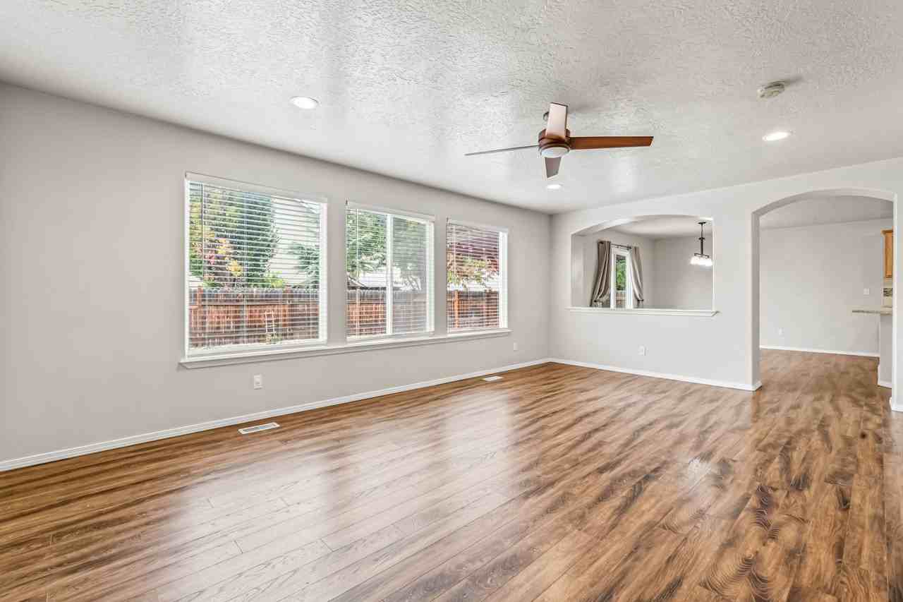 3614 E Hand Cart Ln - Photo 5 of 21