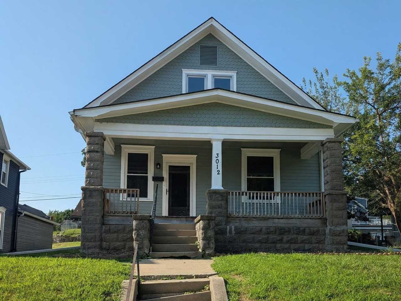 3012 Lafayette St - Photo 2 of 27