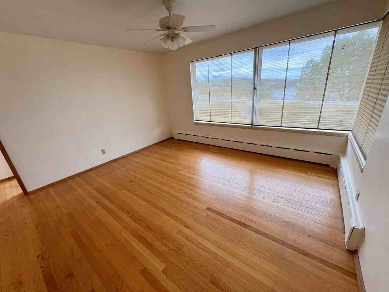 2122 Nw 190th St - Photo 6 of 12