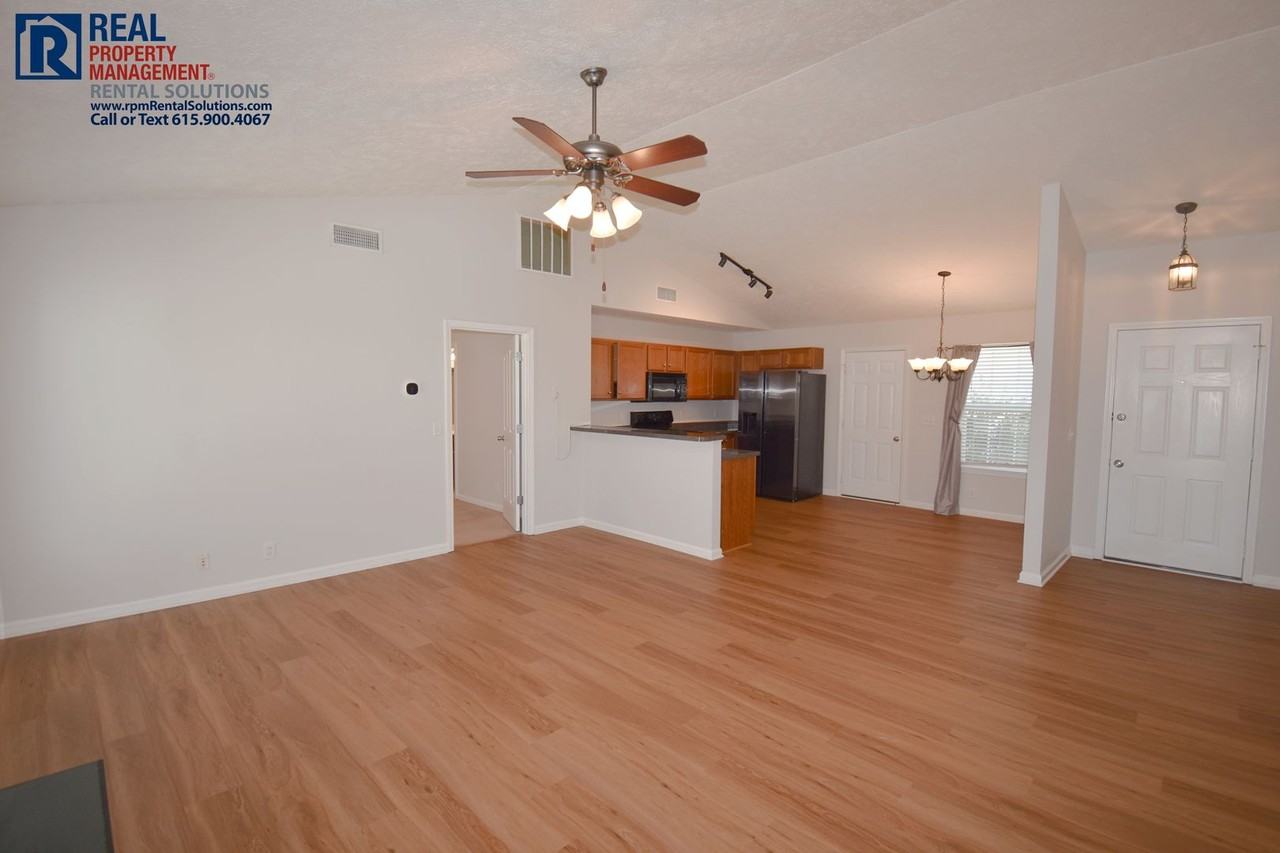 3112 Sherborne Ct - Photo 5 of 25