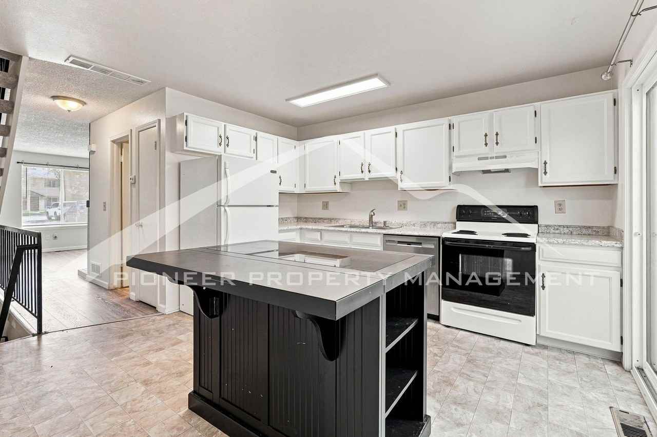 17681 E Loyola Dr #E - Photo 6 of 23