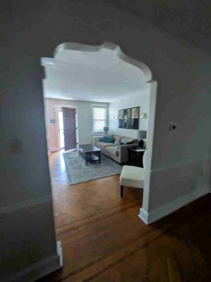 603 W 31st St #1 - Photo 7 of 10