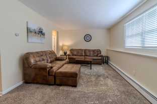 284 Astro Dr - Photo 1 of 1