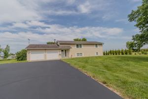 featured image of 286 Astro Dr