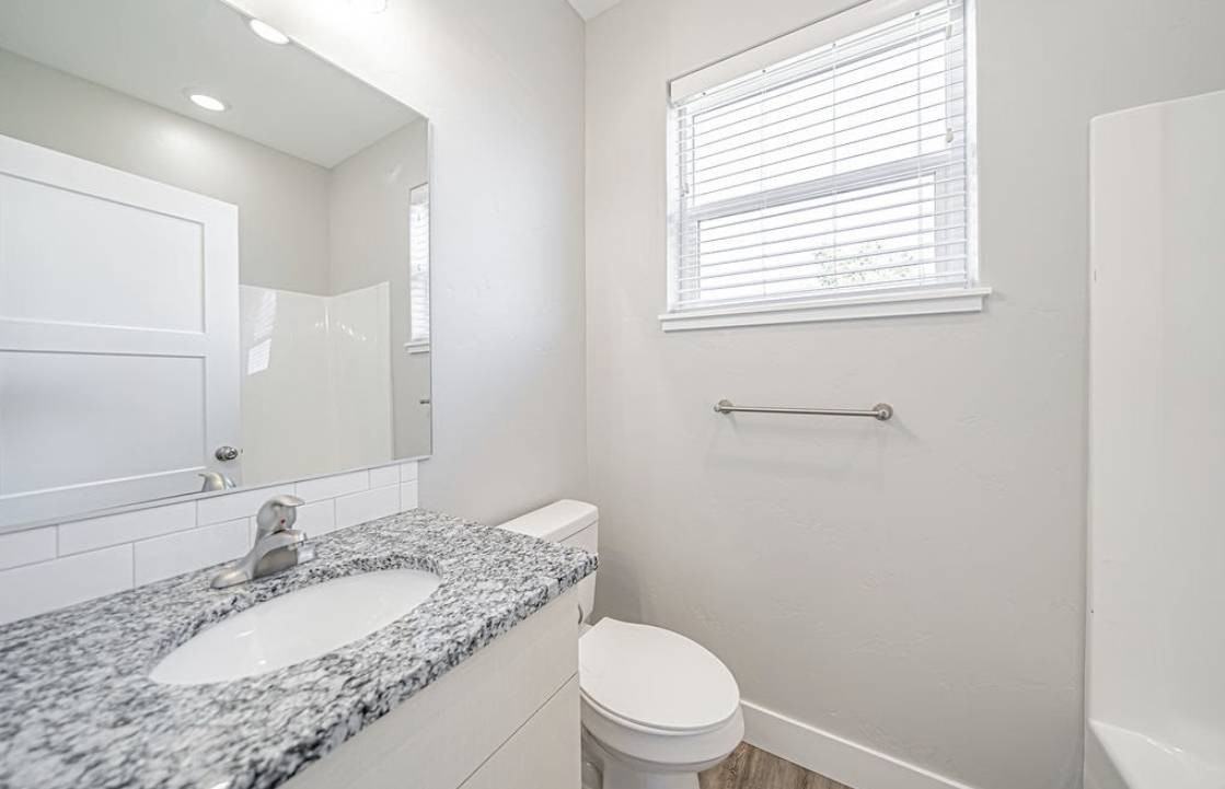 676 Carlow 7th  North - 3102 #3102 - Photo 2 of 4