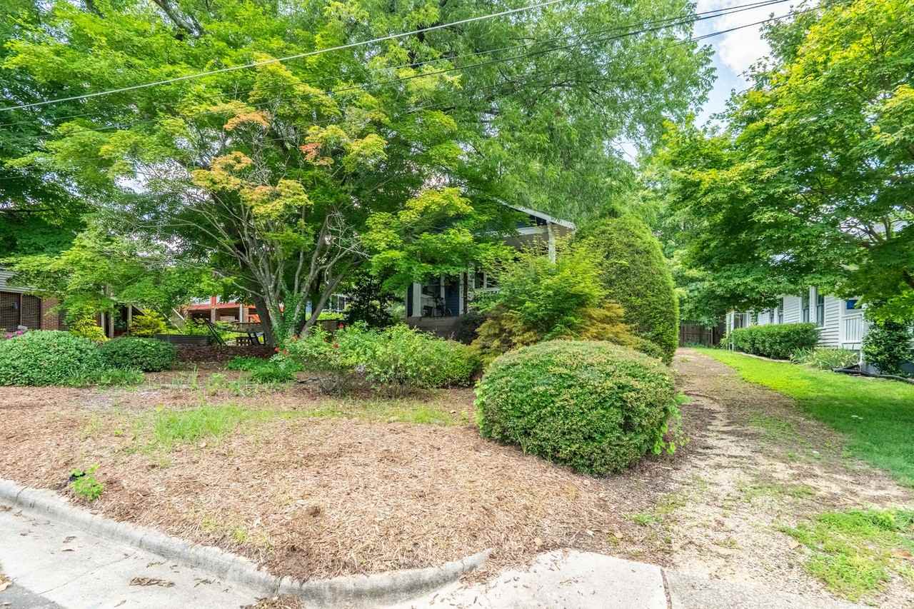 613 Elm St - Photo 3 of 26