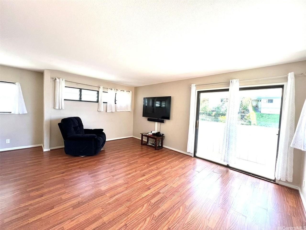 99-785 Holoai St - Photo 3 of 23