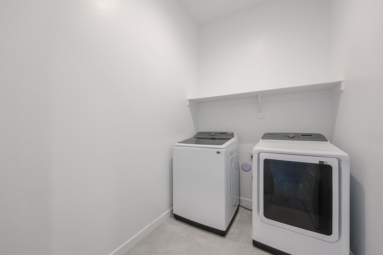 31674 N 123rd Ave - Photo 3 of 38