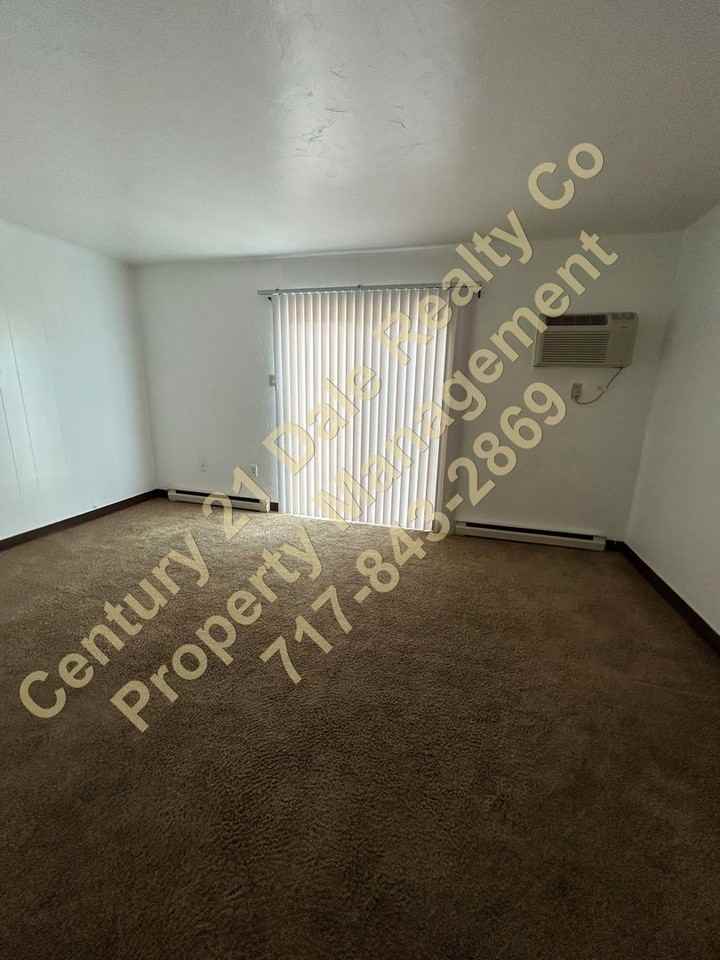 1759 Baron Dr - Photo 7 of 12