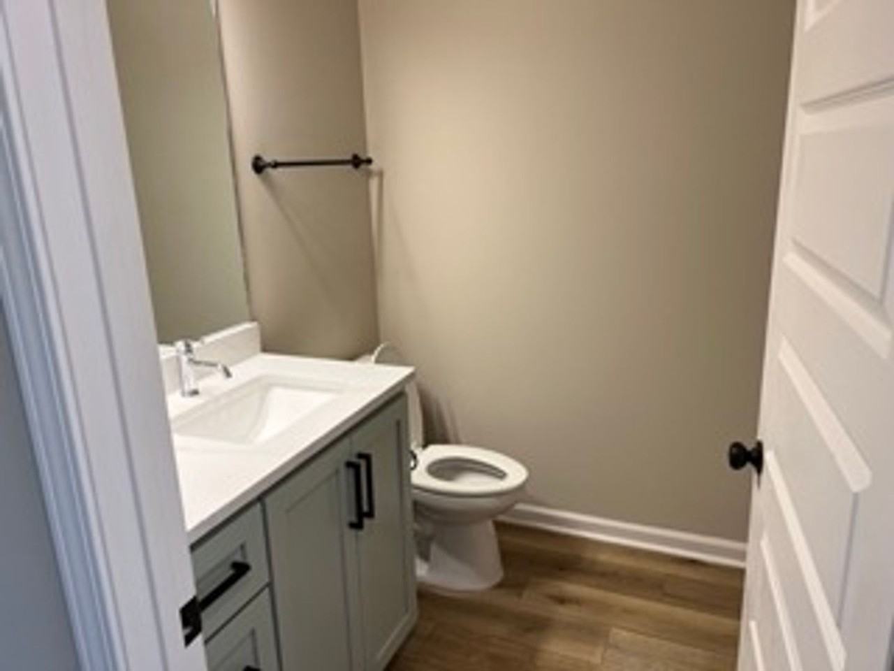 6415 Wildwood Ct - Photo 5 of 20