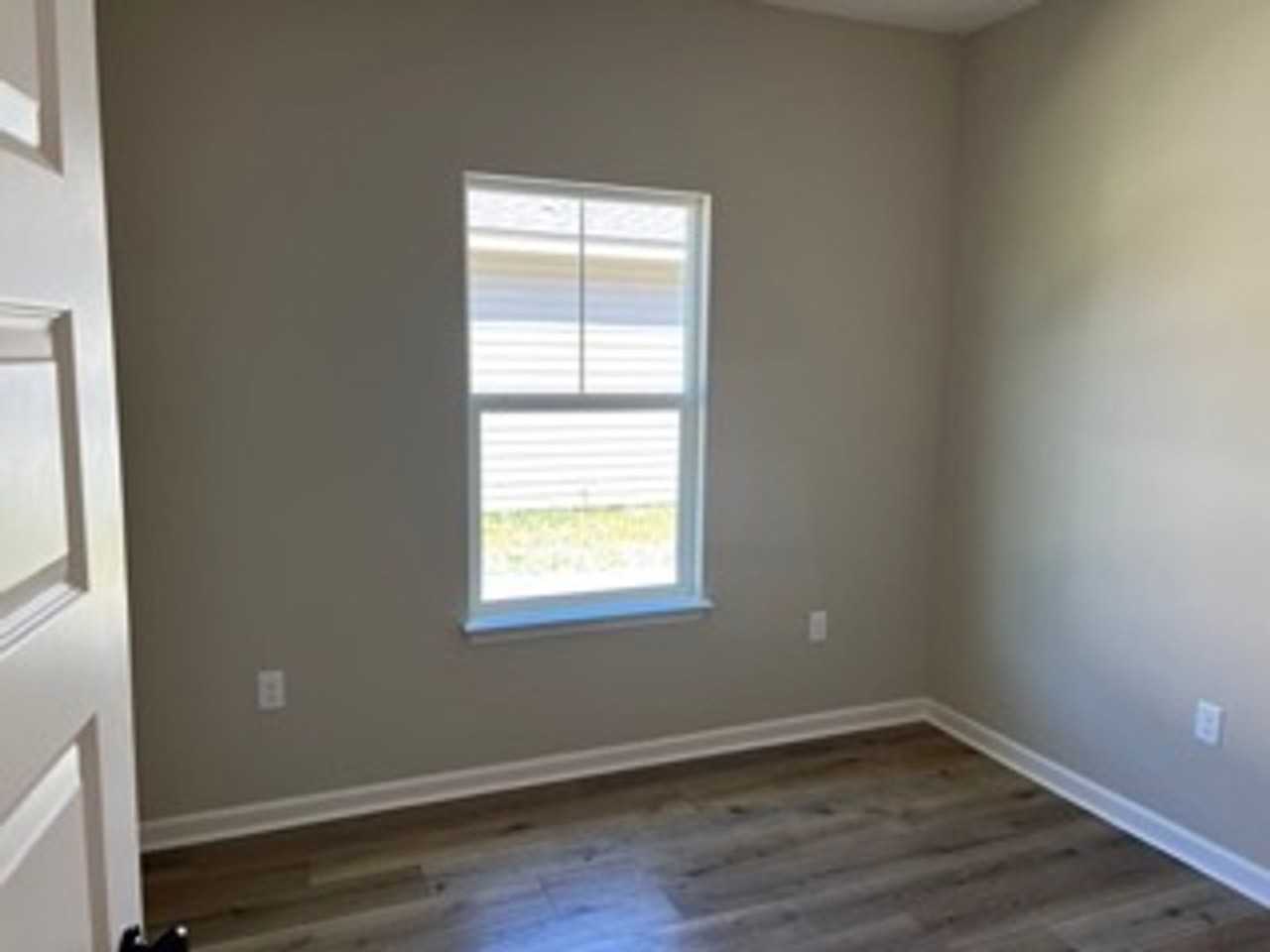 6415 Wildwood Ct - Photo 3 of 18